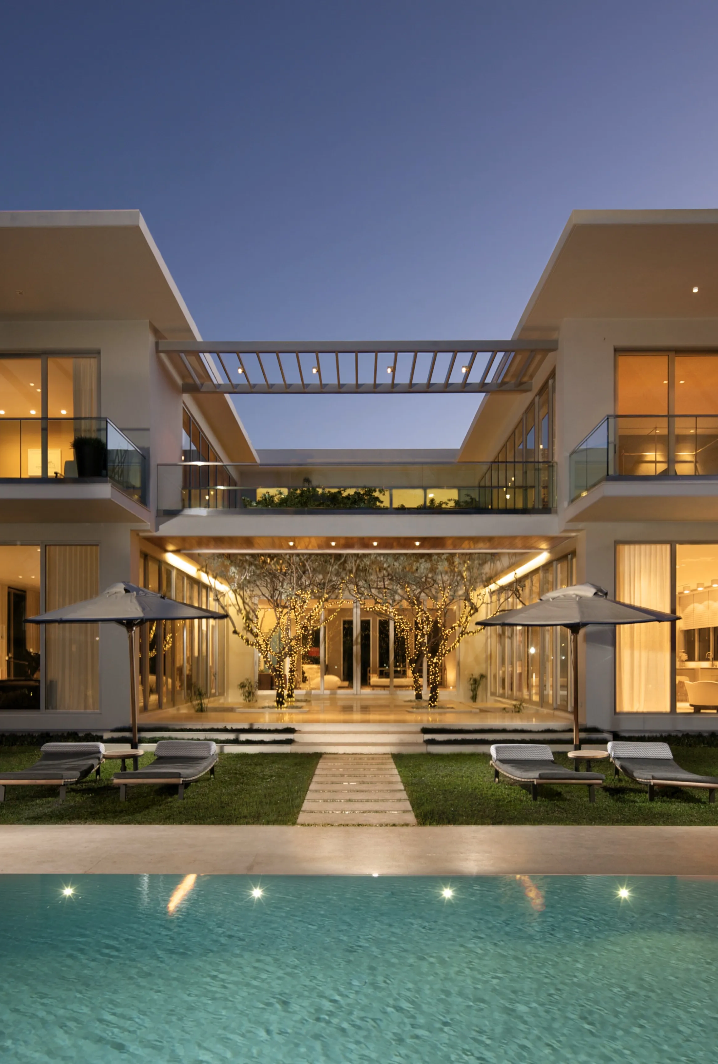 Maintaining the Relationship by Bart Reines