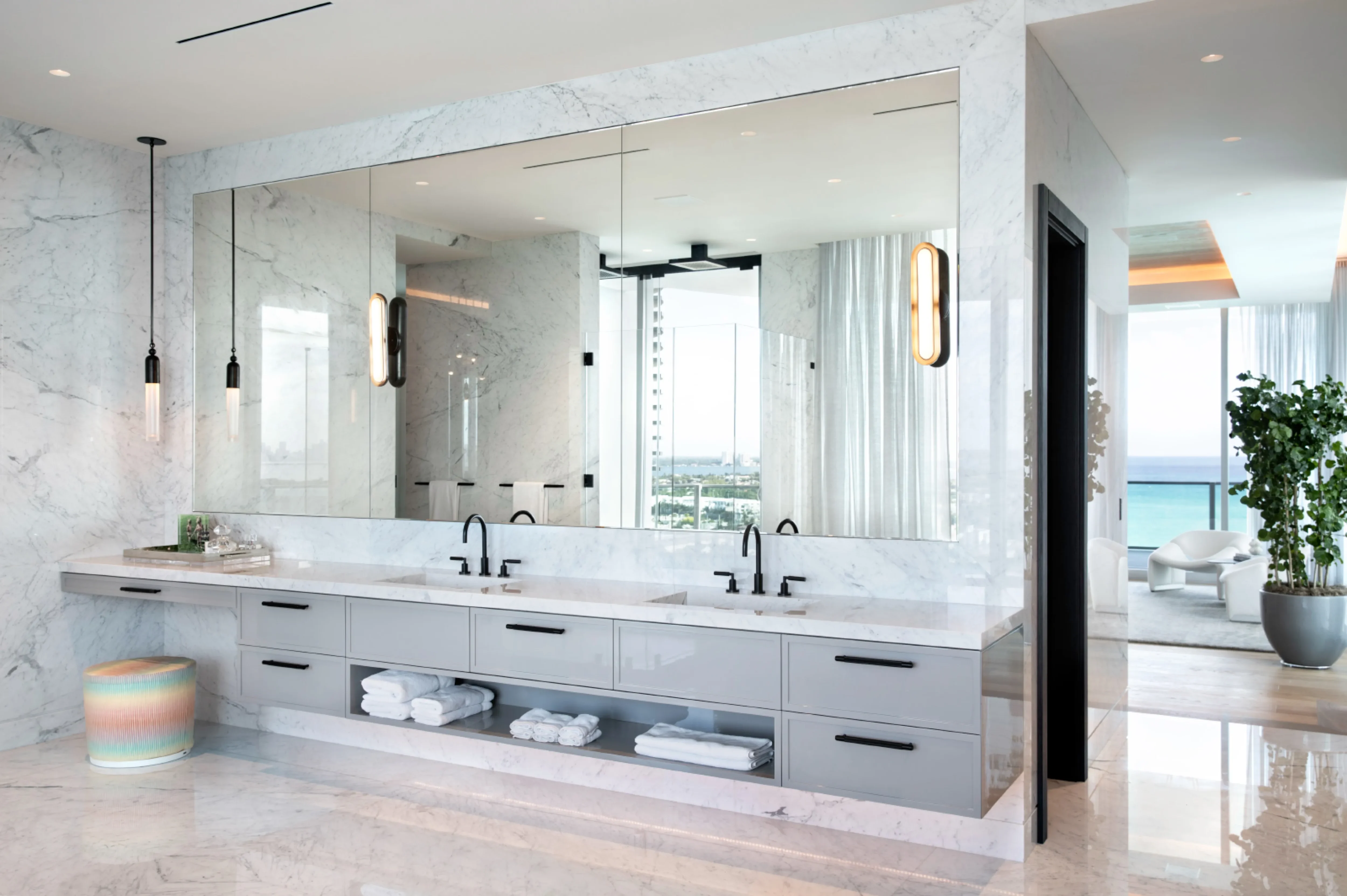 Oceanfront Penthouse - Design Showcase