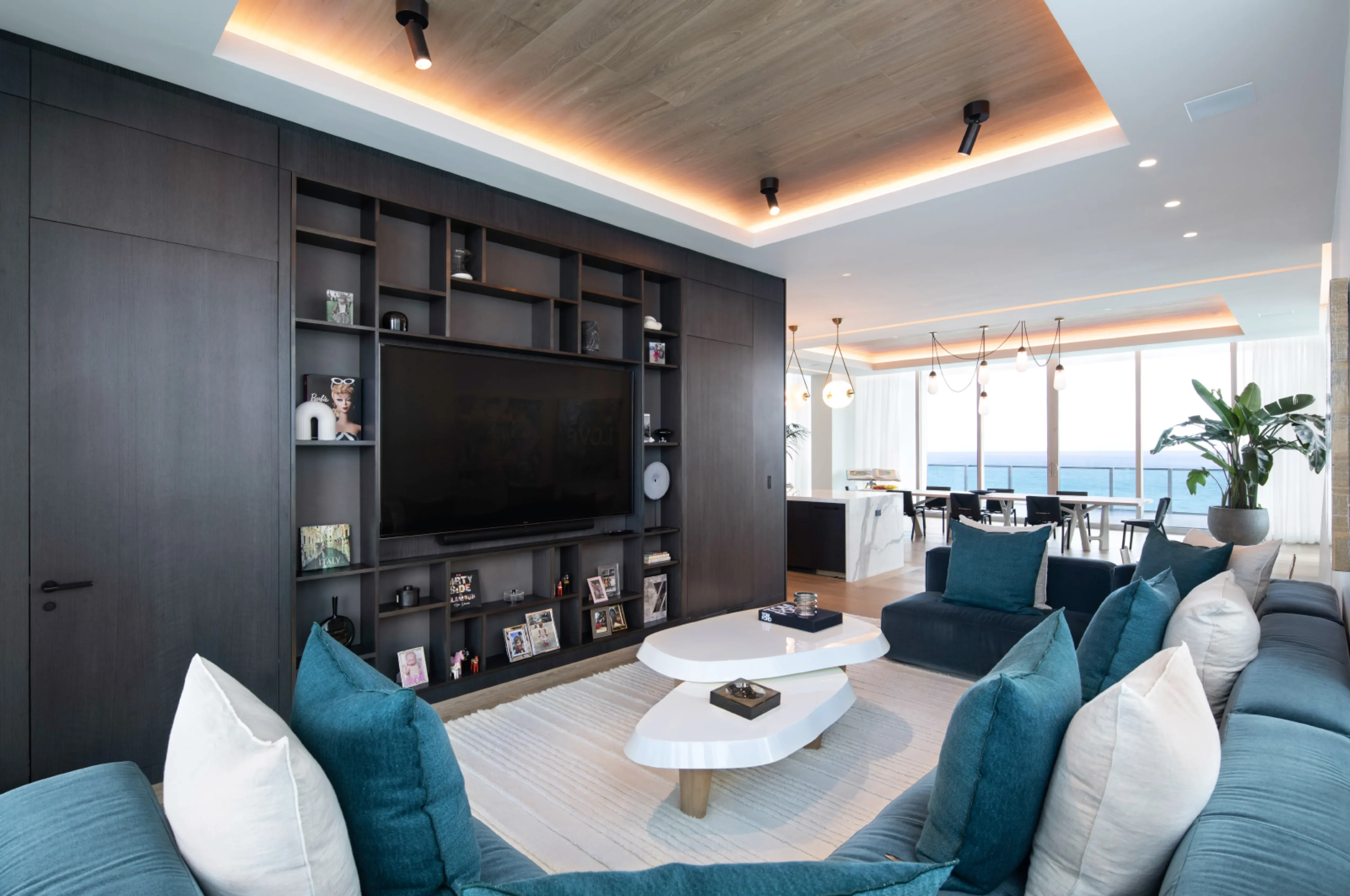 Oceanfront Penthouse - Design Showcase