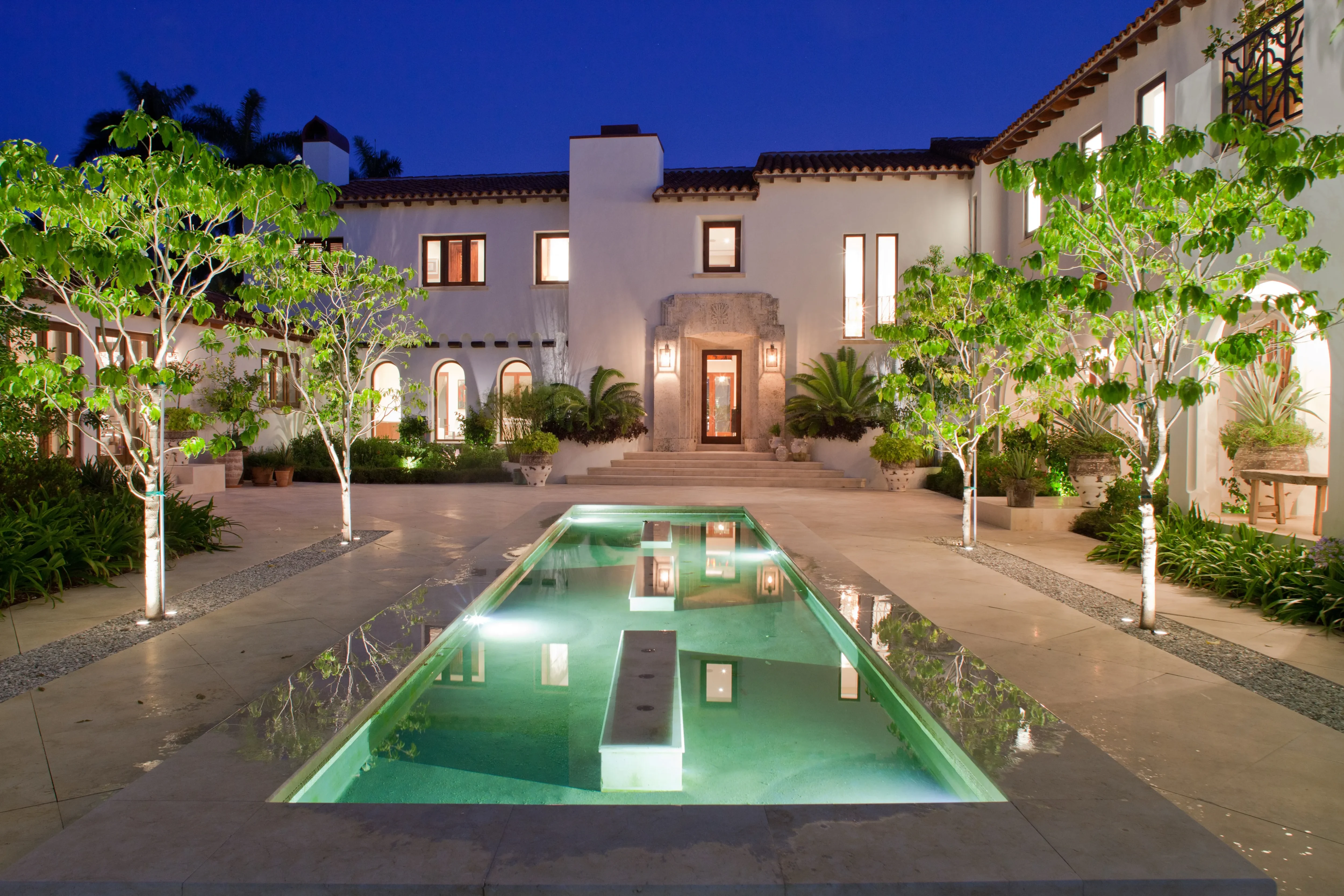 Miami Beach Historic Renovation - Luxury Construction