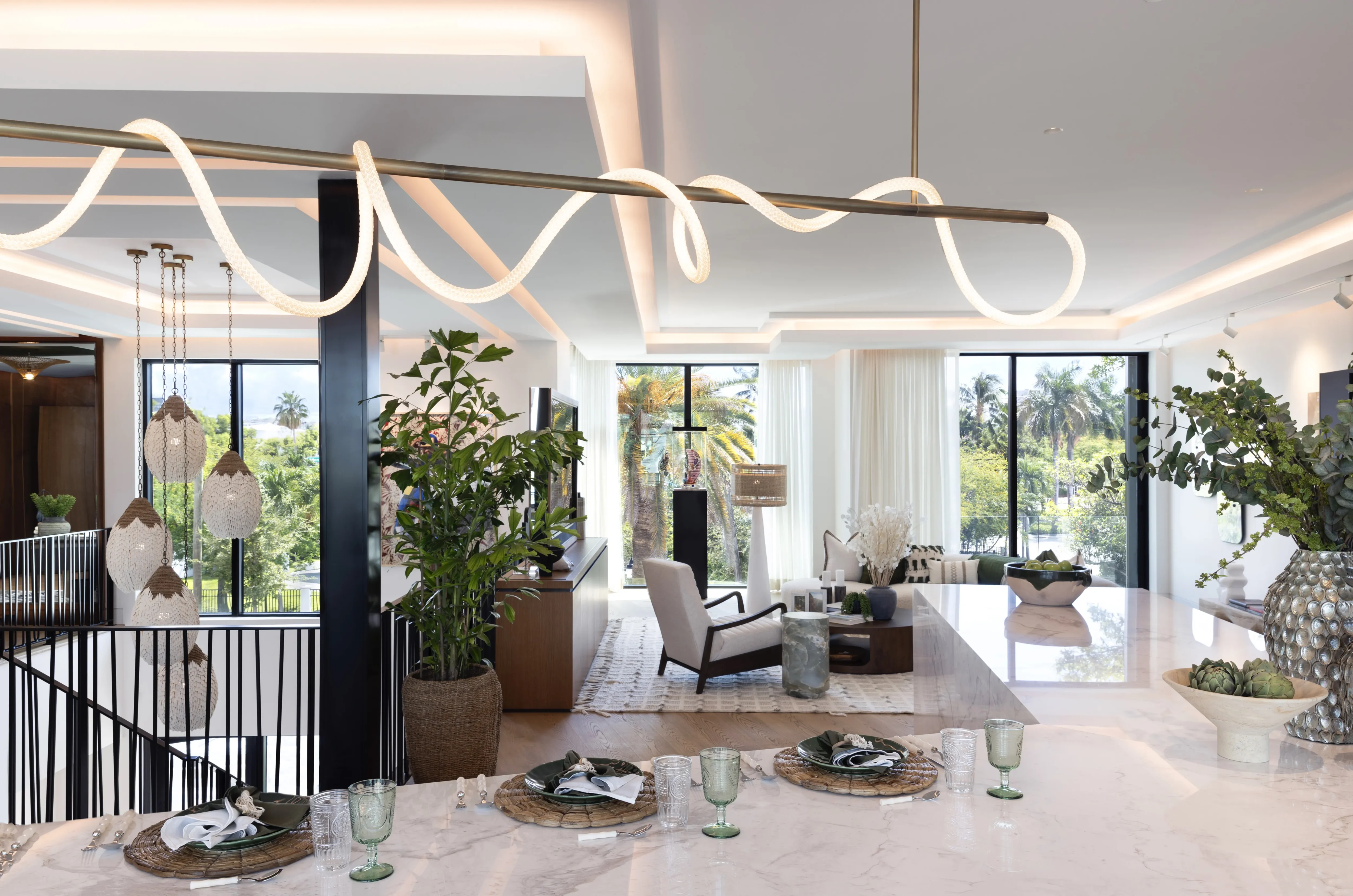 North Bay Contemporary Villa - Luxury Construction