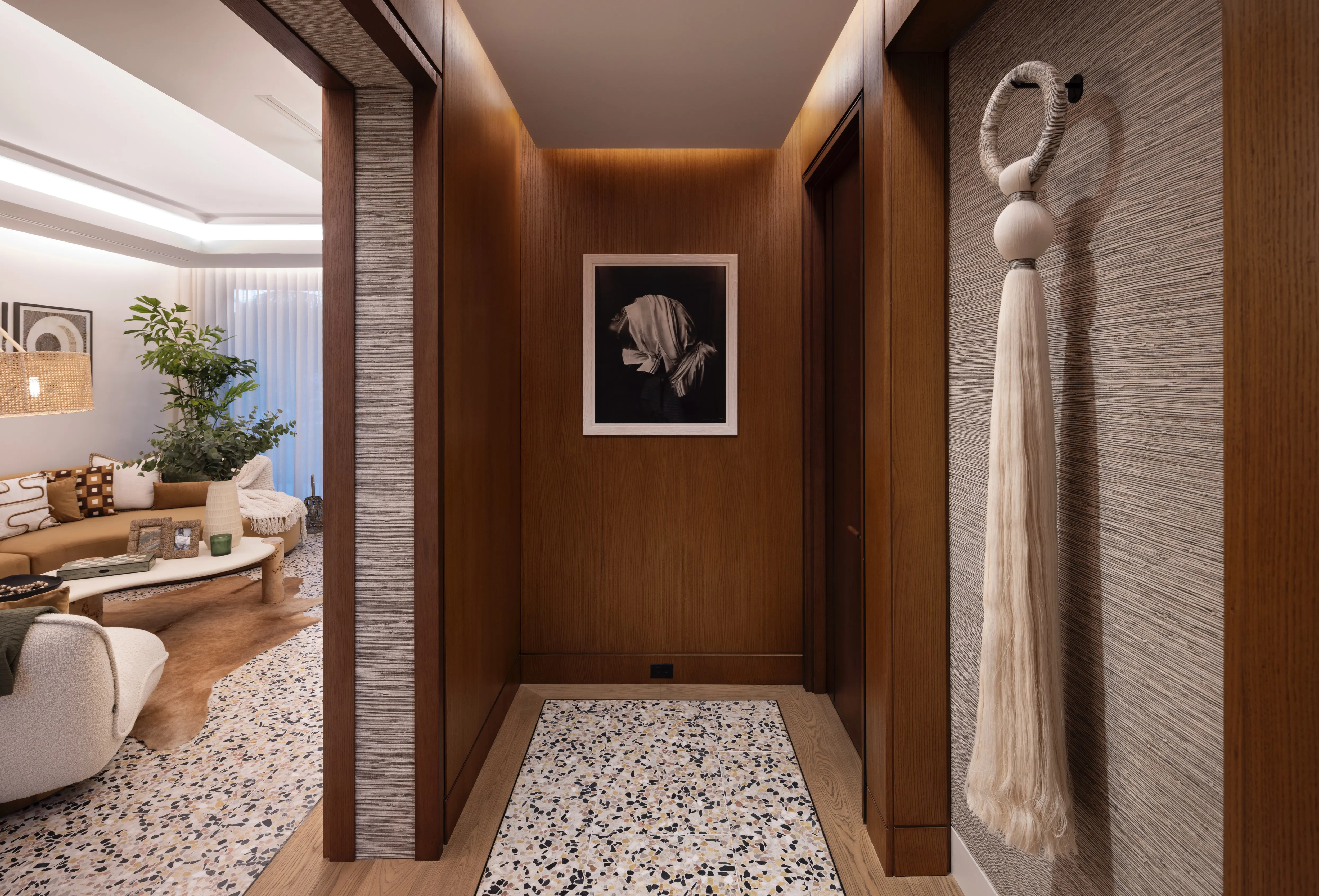 North Bay Contemporary Villa - Architectural Details