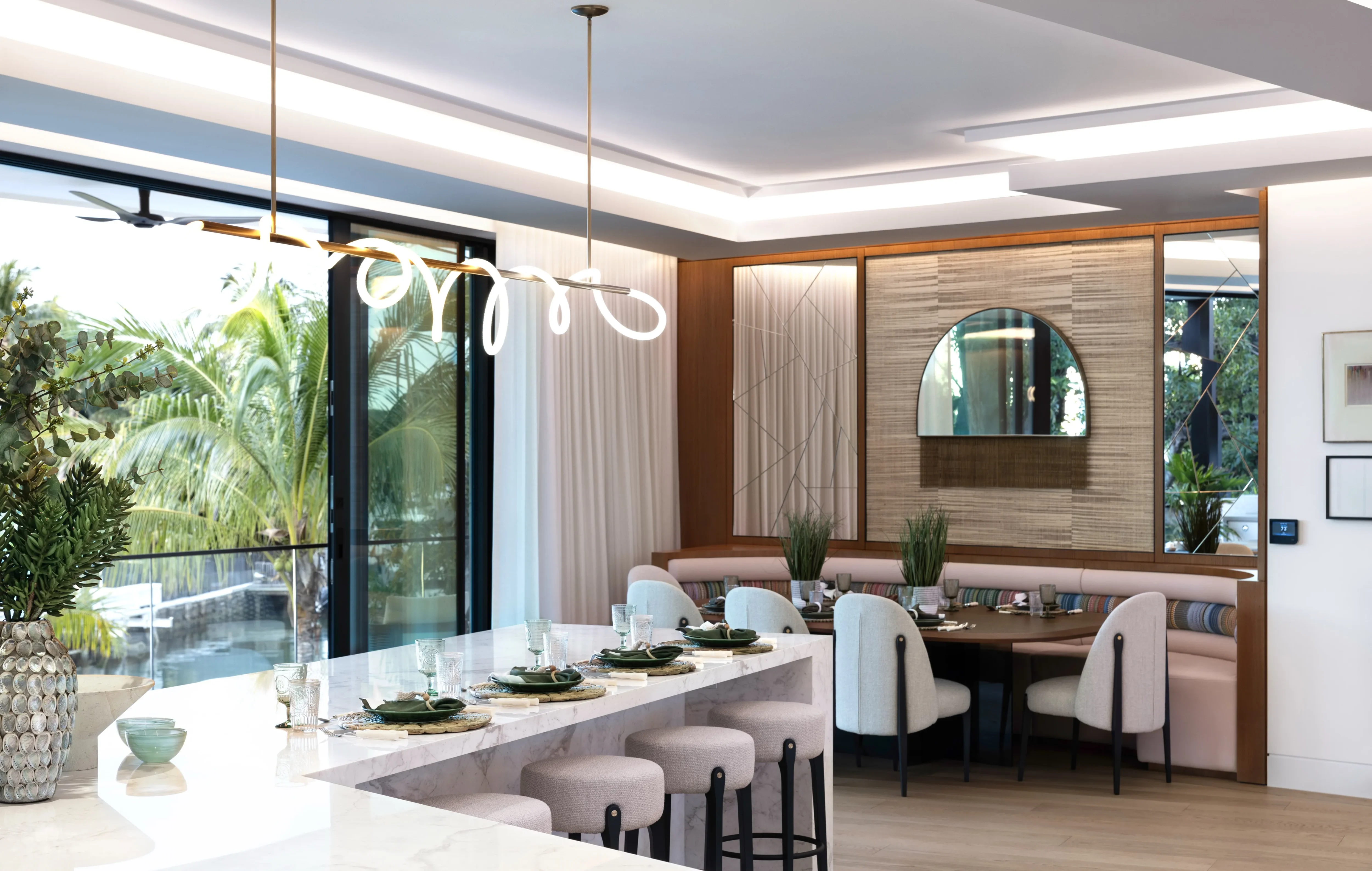 North Bay Contemporary Villa - Design Showcase