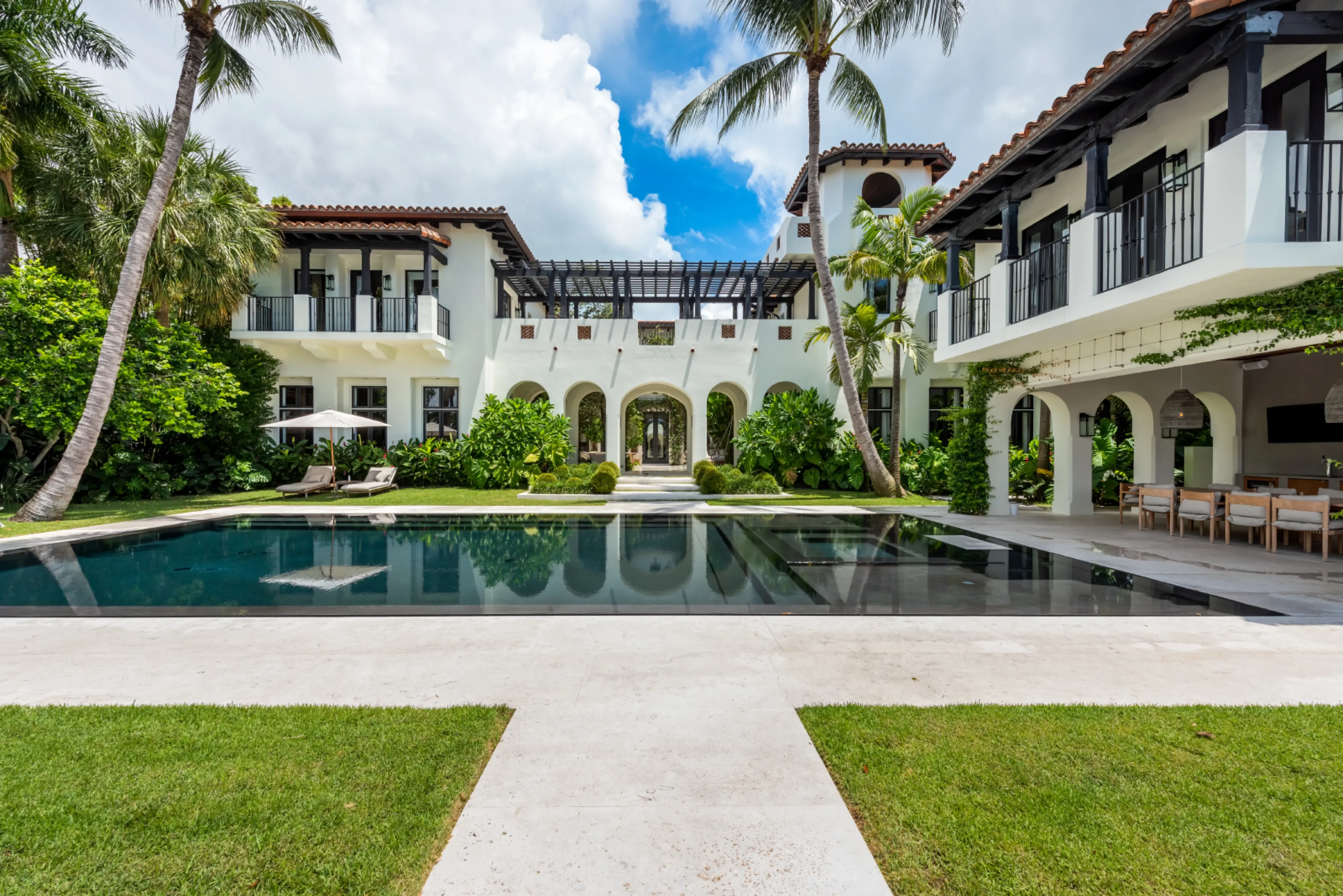 North Bay Mediterranean - Interior Design