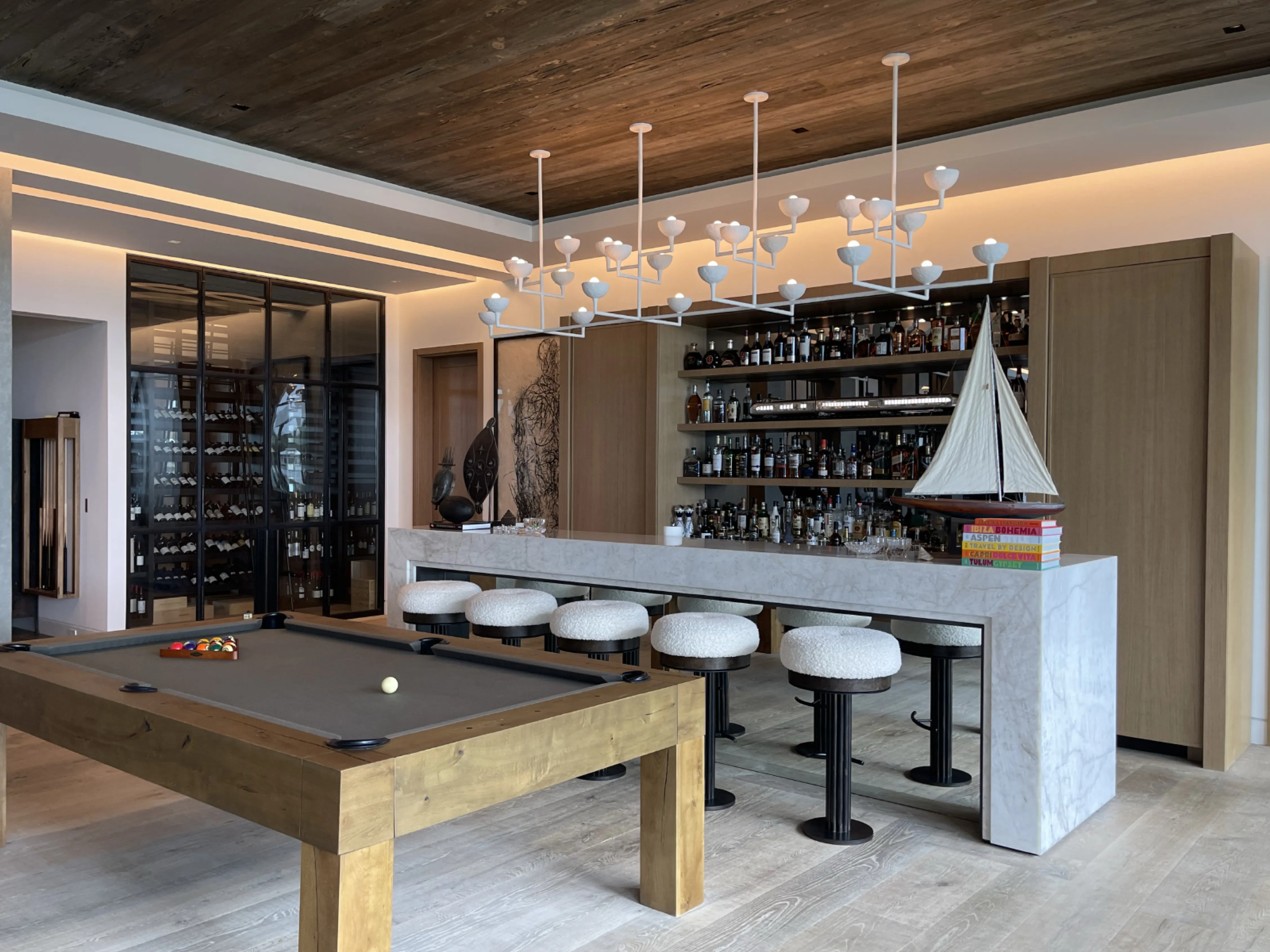 North Bay Road Modern - Luxury Construction