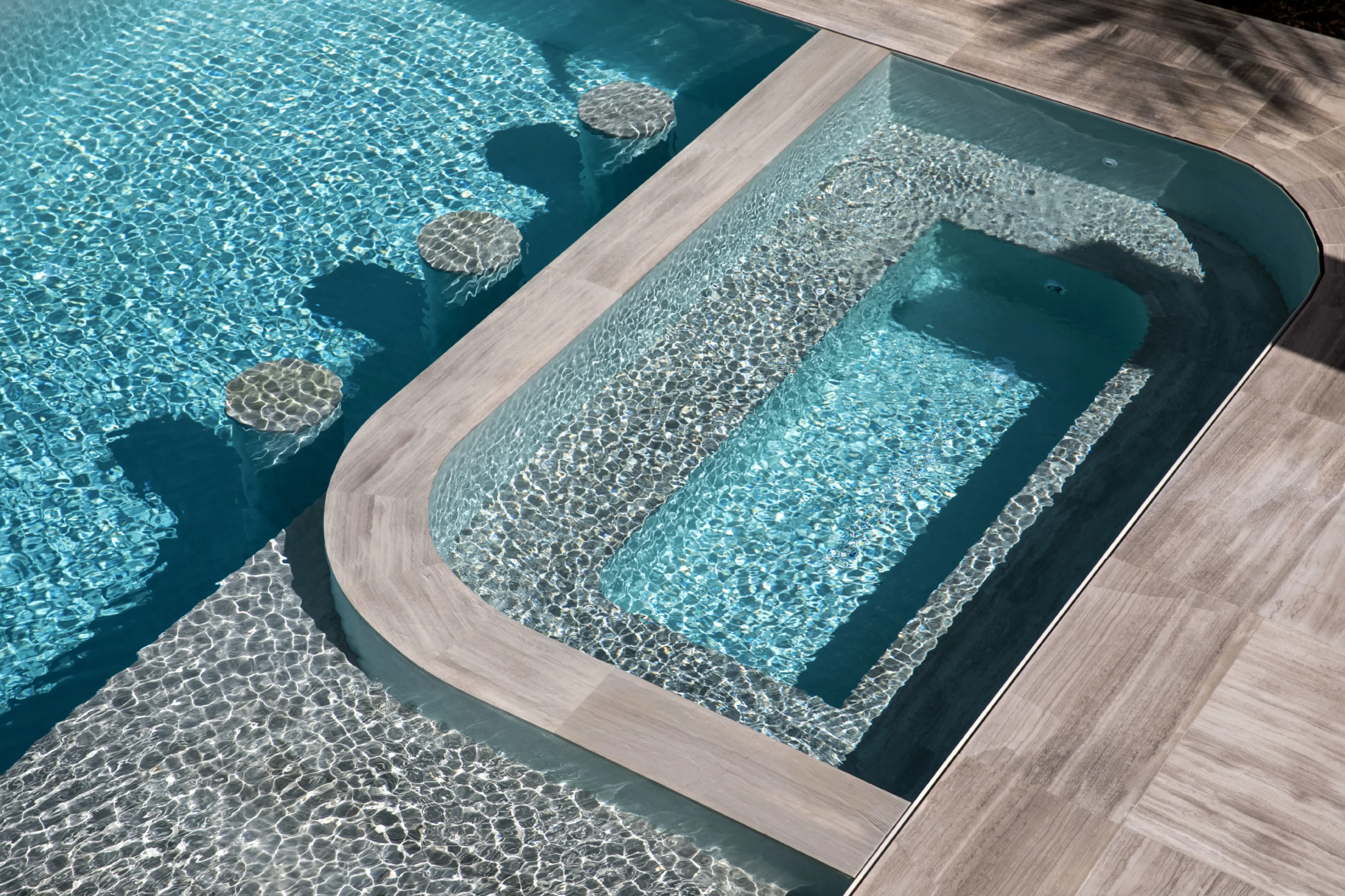 Streamline Modern - Interior Design