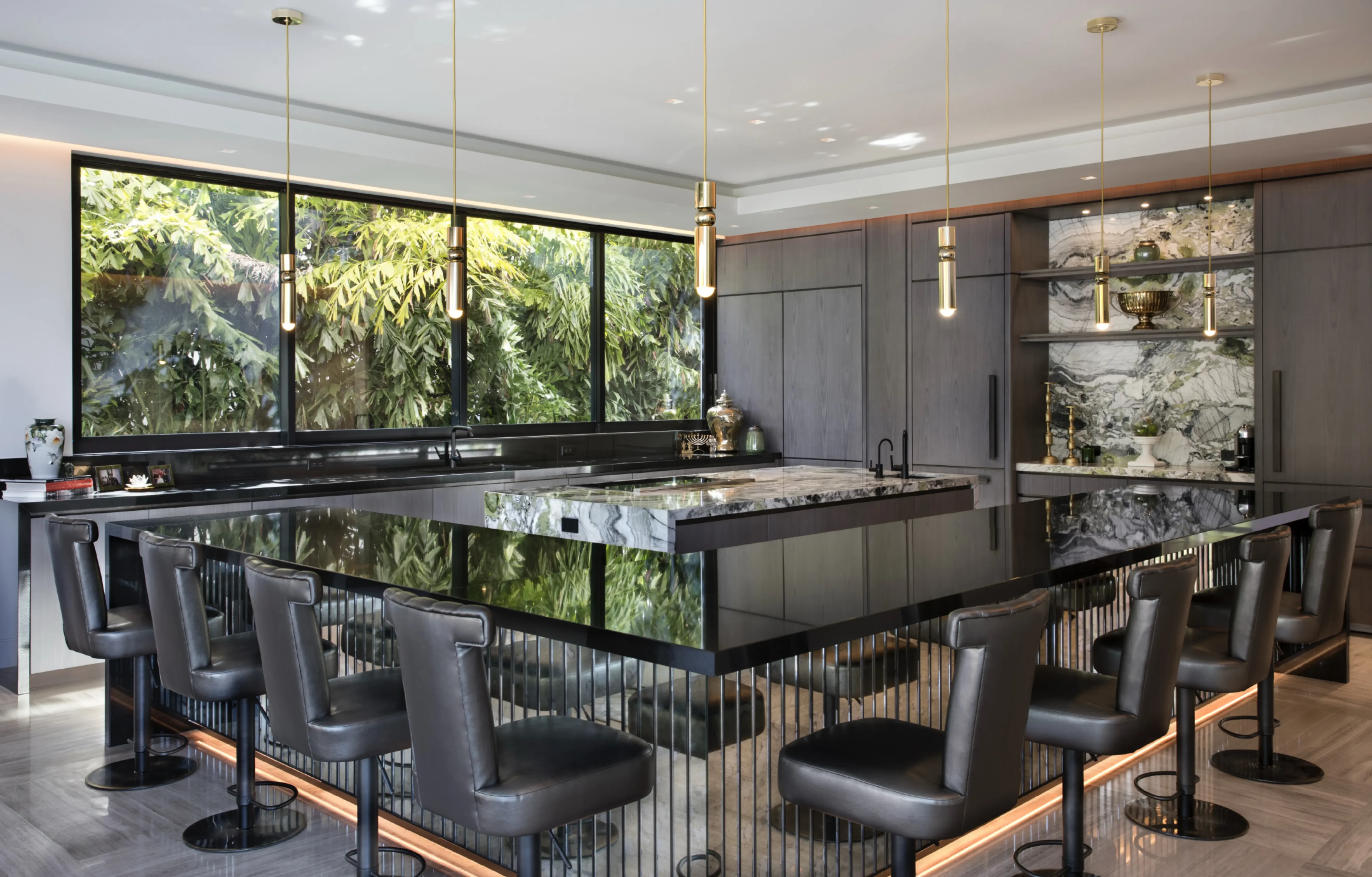 Streamline Modern - Architectural Details