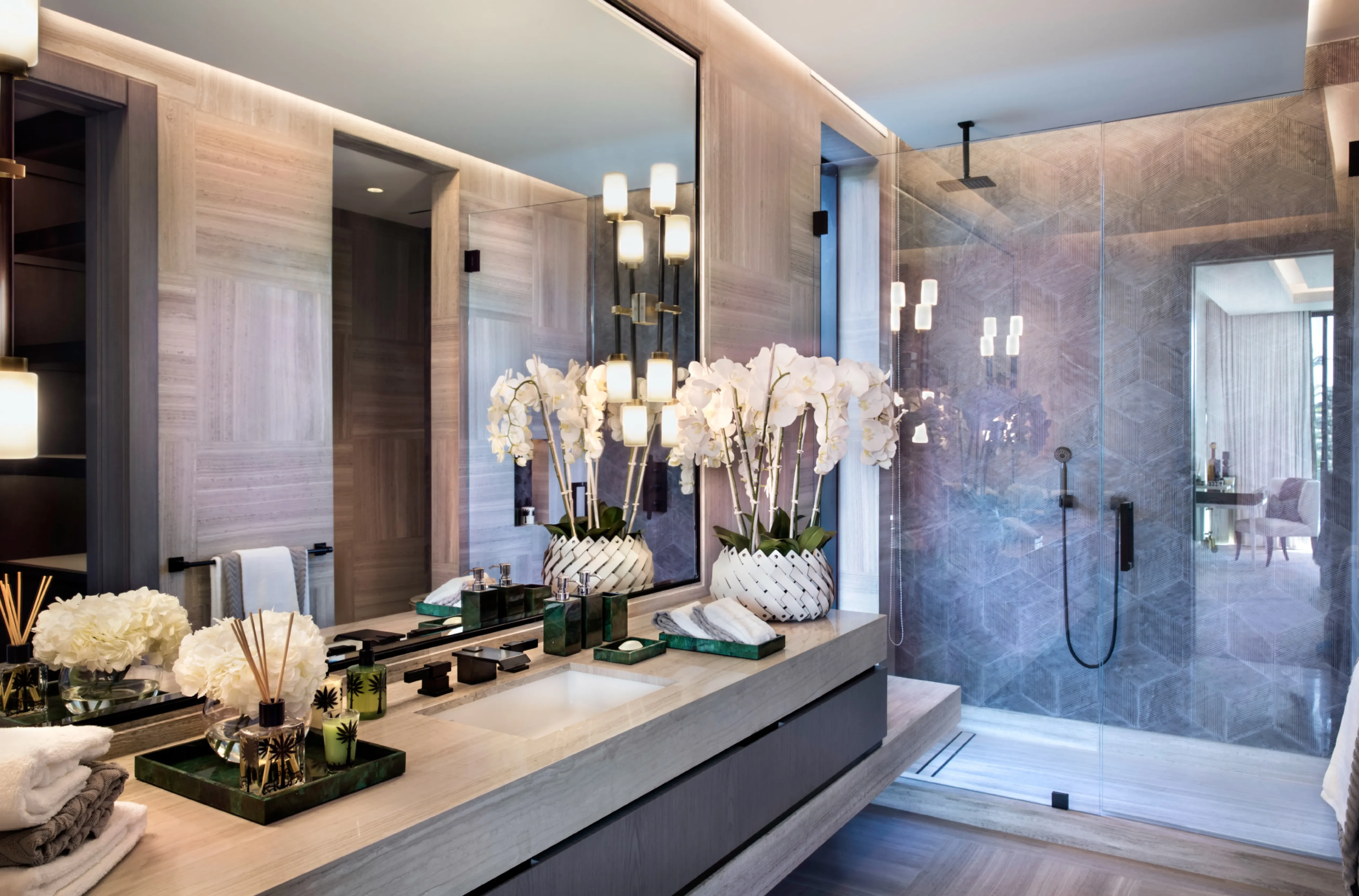 Sunset Island Extravagance - Luxury Construction