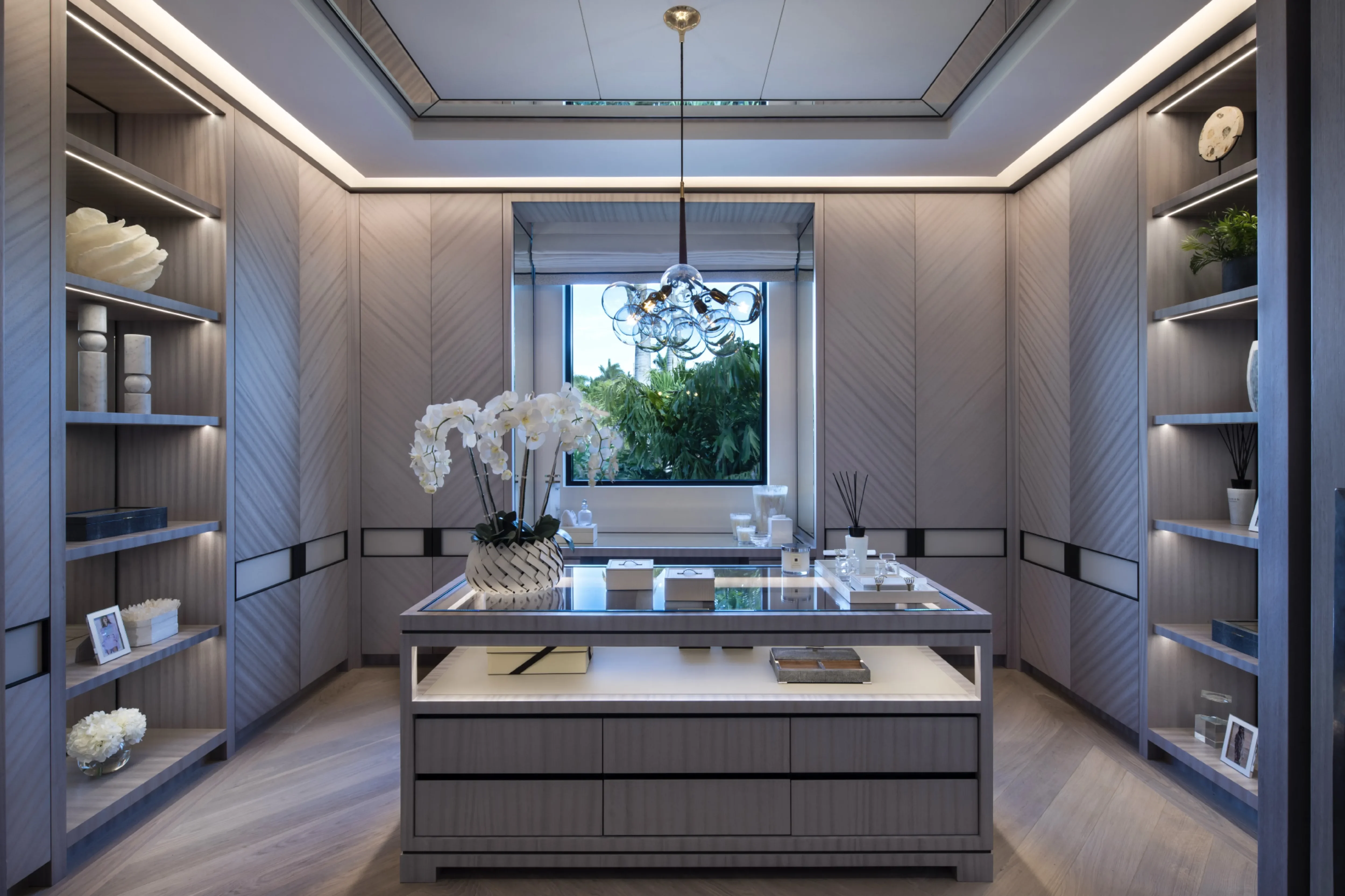 Sunset Island Extravagance - Interior Design