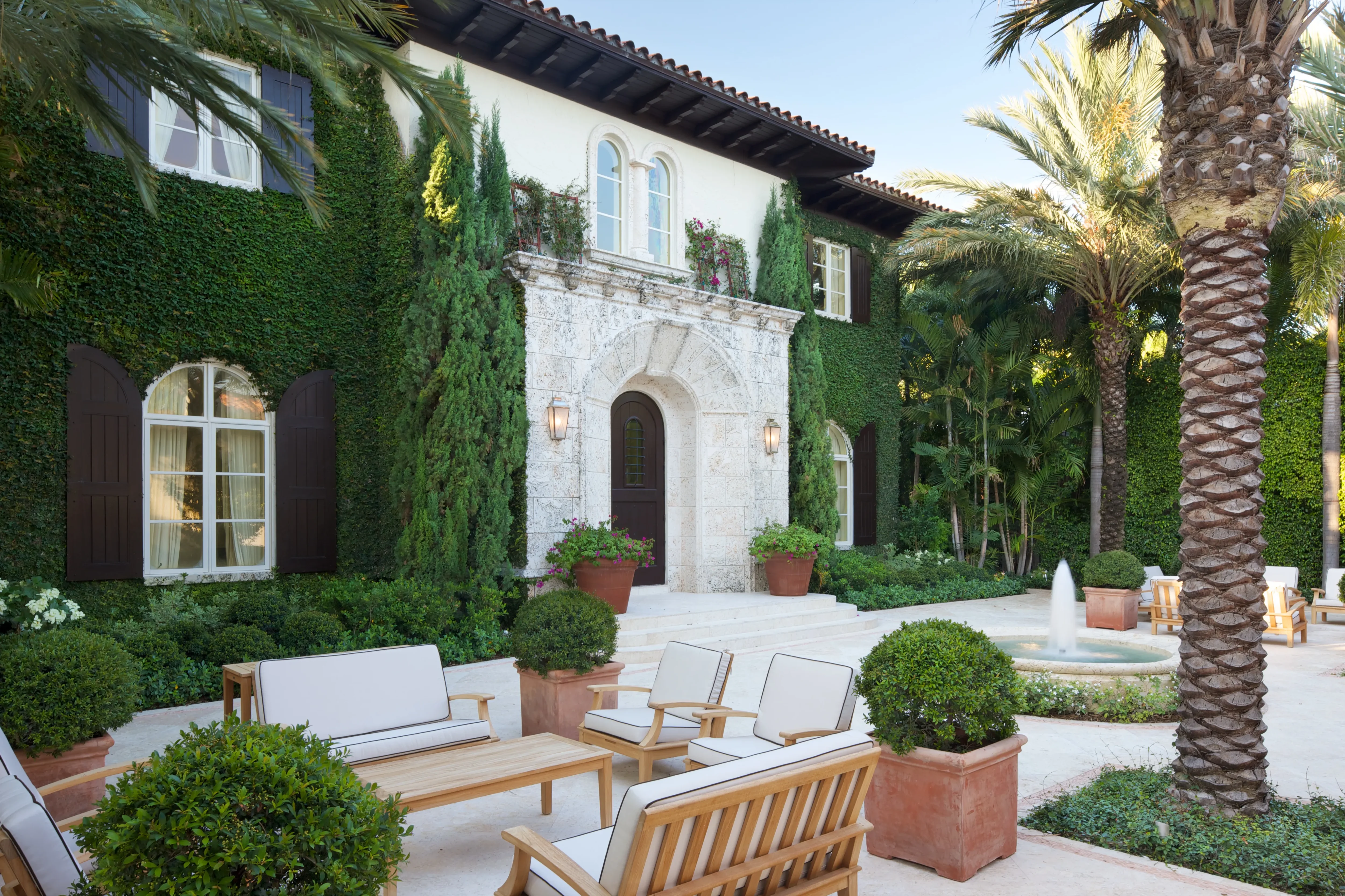 Sunset Island Traditional - Interior Design