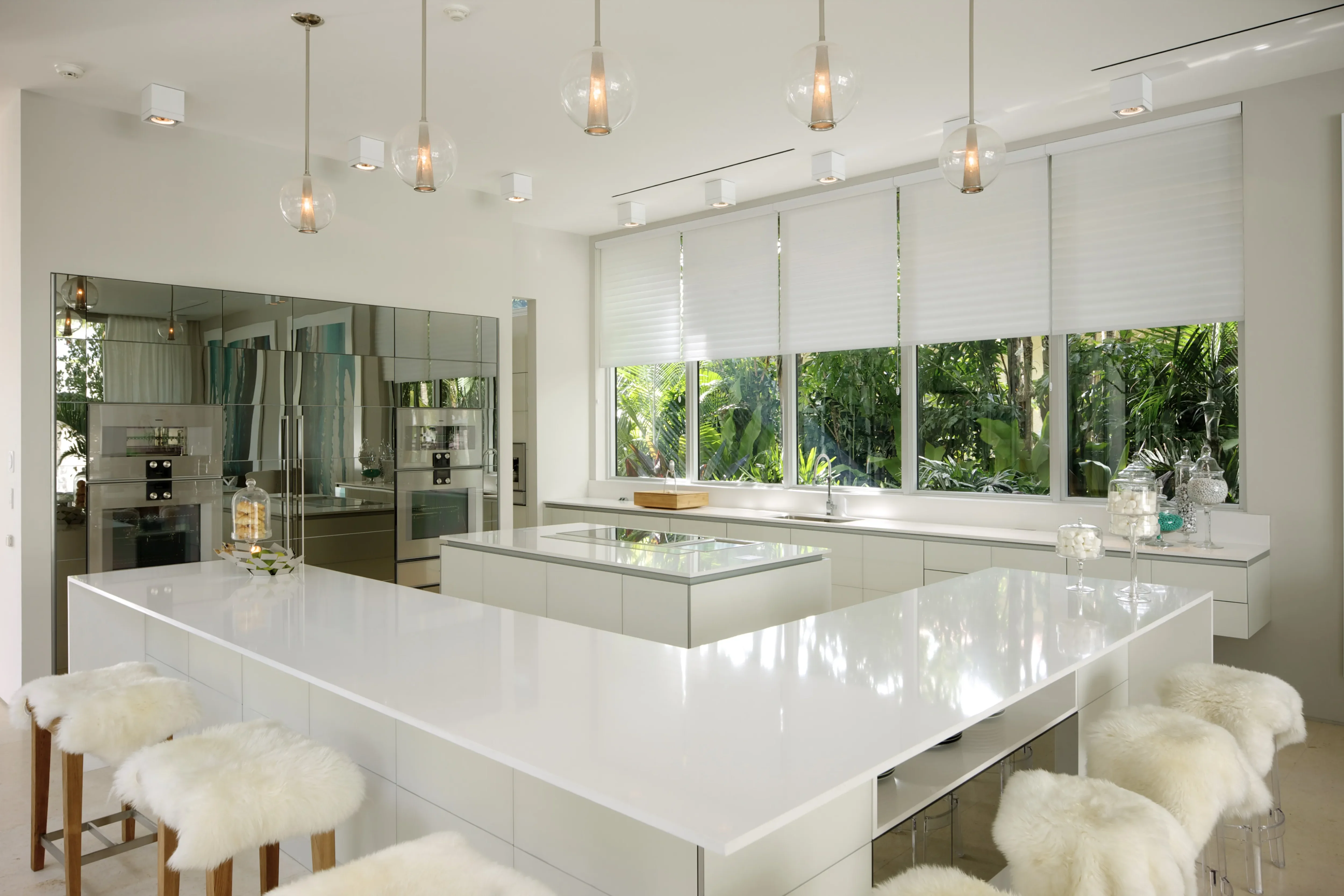 Sunset Island Tropical Modern - Architectural Details