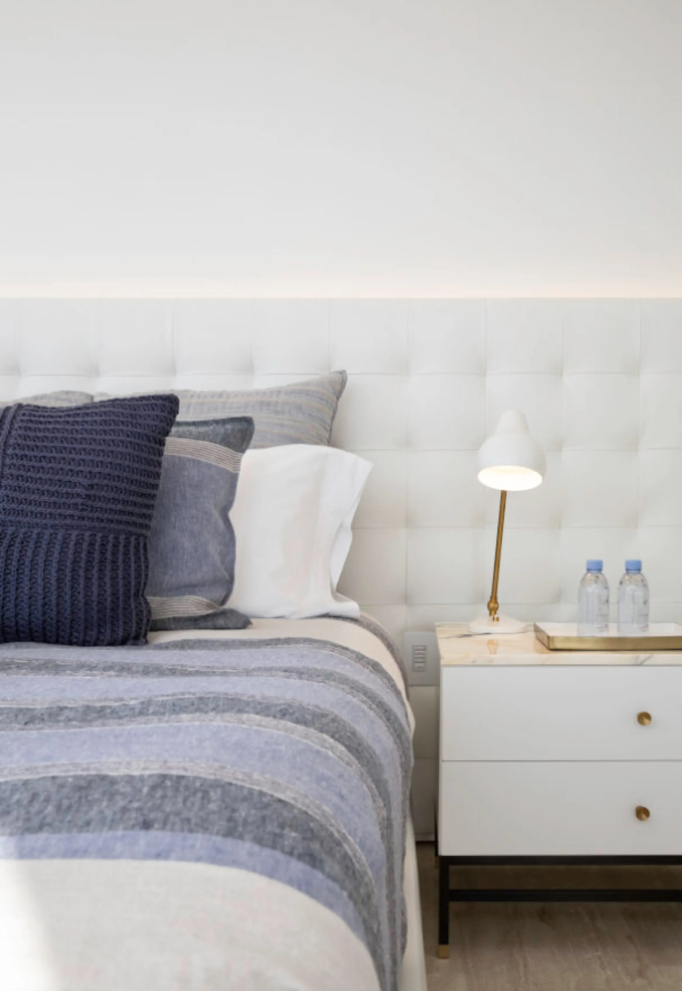 Surf Club Minimalist - Interior Design