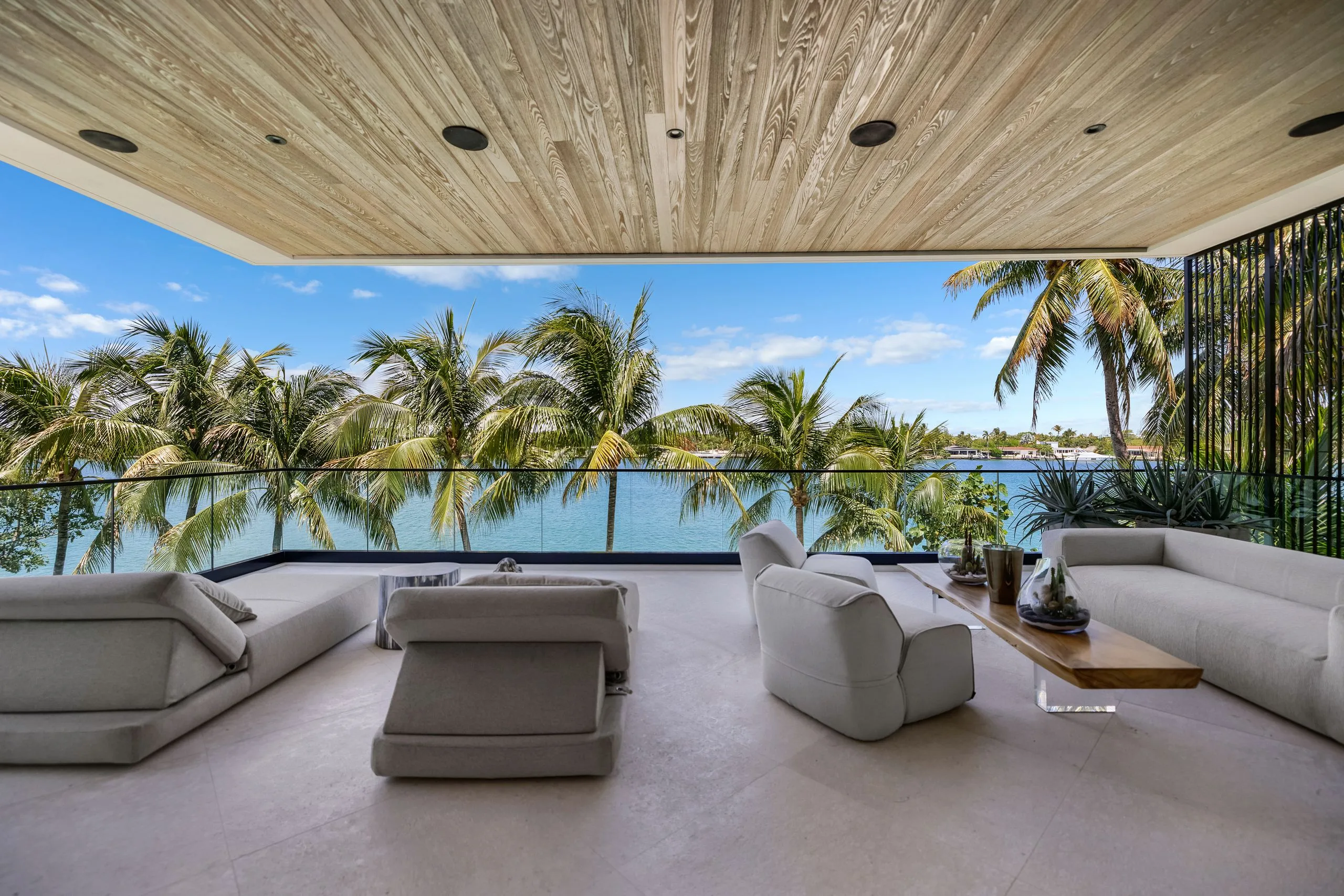 La Gorce Modern - Luxury Construction