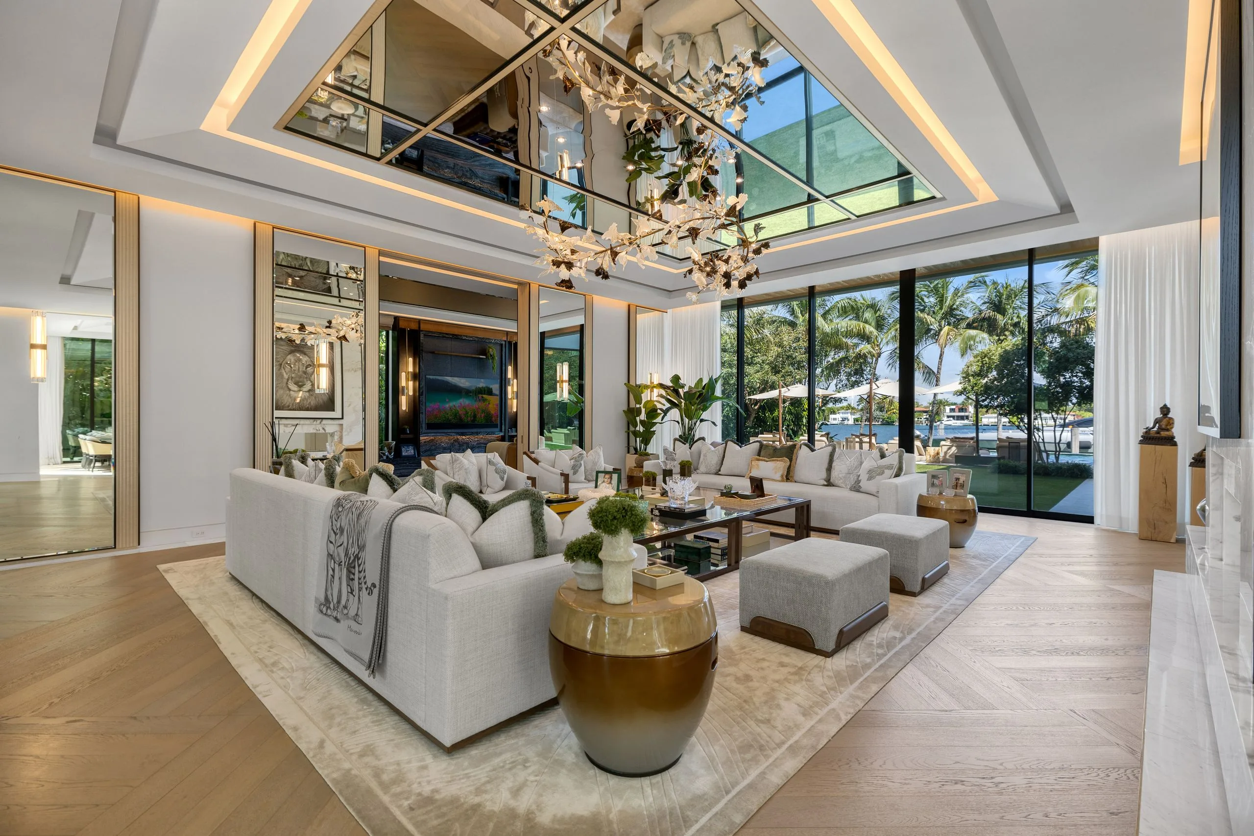 La Gorce Modern - Interior Design